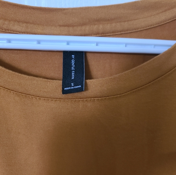 Gentle Fawn Tee with Side Tie size small - Picture 3 of 4